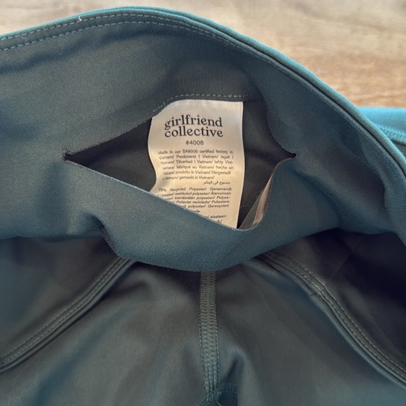 Girlfriend Collective Compressive High Rise Leggings Medium Moss Green - Picture 11 of 12